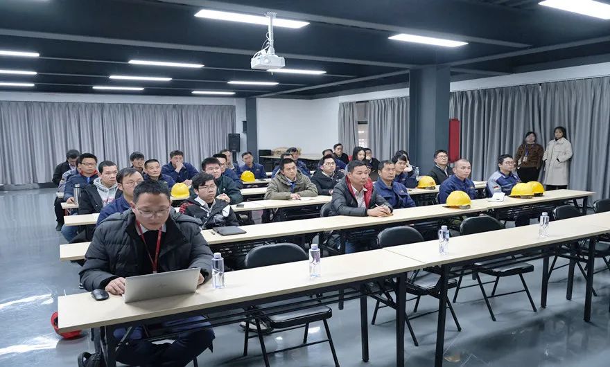 打造学习型团队 促进专业化成长|世界杯下注股份电机产品及选型培训会议在台商基地隆重召开